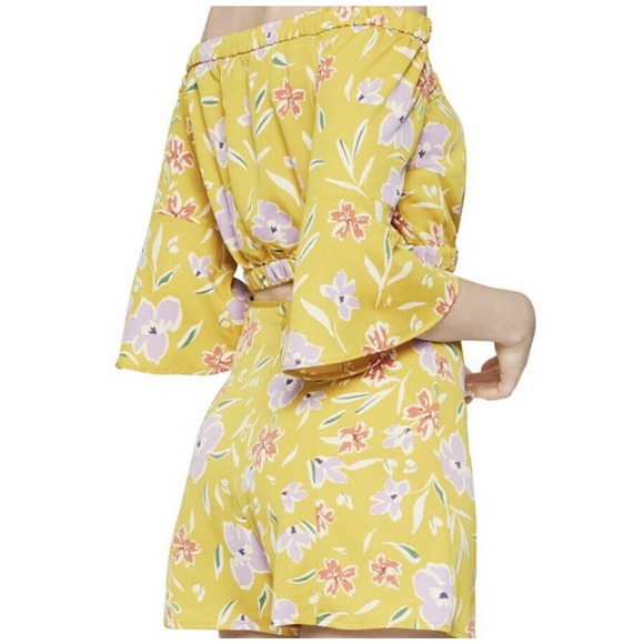NEW BCBGENERATION Off the Shoulder Yellow Floral Crop Top Medium Spring Boho A11 - Picture 2 of 6